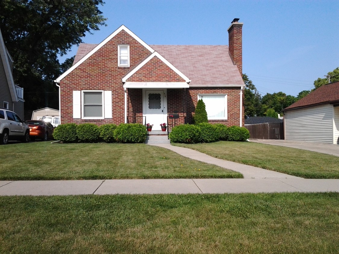 414 Lafayette St, Flint, MI 48503 House Rental in Flint, MI