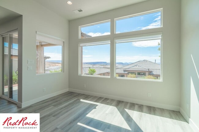 Building Photo - Modern 3 Bedroom Single-Level Home in Vill...