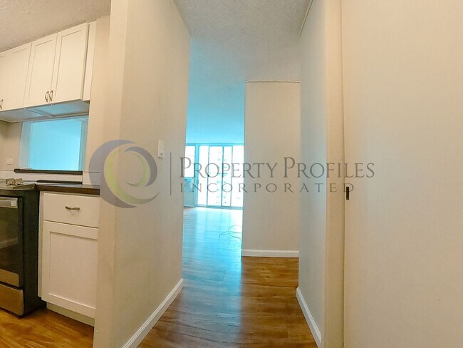 Foto del edificio - 2bd/2 ba condo unit in Ala Moana Tower