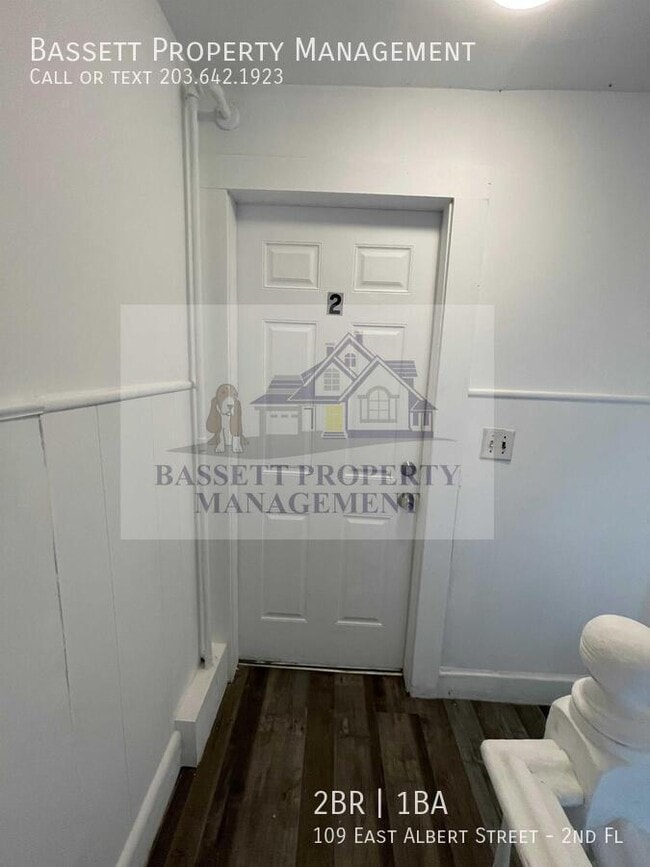 Photo - 109 E Albert St Apartment