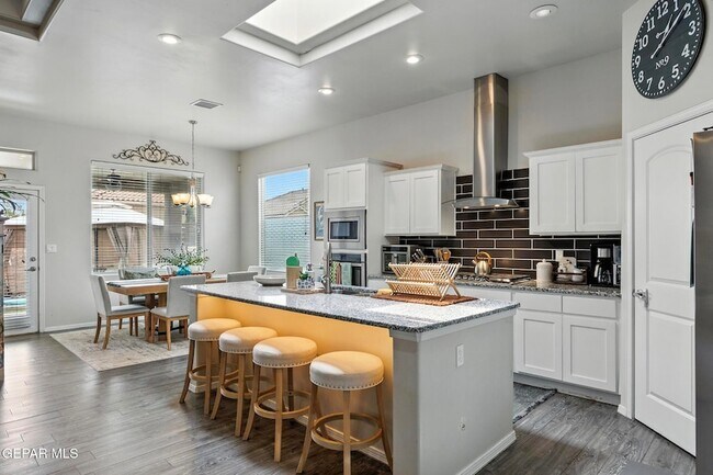 Foto del edificio - 12436 Knightsbridge Dr