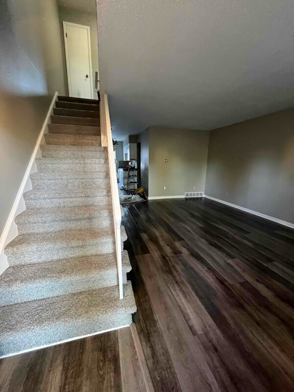 Building Photo - 6558 Cornwall Ct