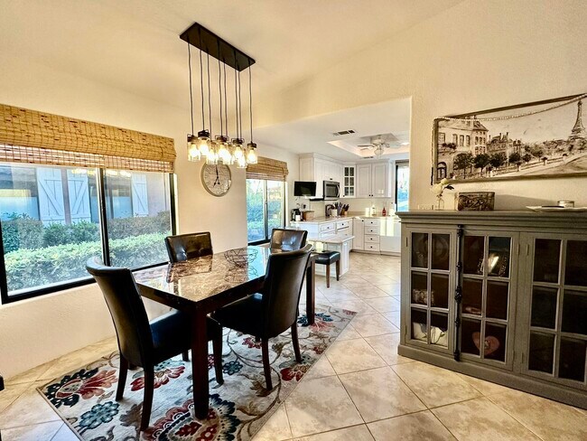 Building Photo - 134 Las Lomas