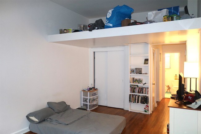 Foto del edificio - 414 E 85th St