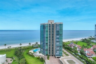 Building Photo - 4651 Gulf Shore Blvd N