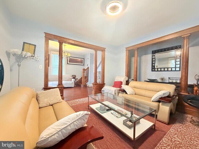 Foto del edificio - 3119 South Dakota Ave NE