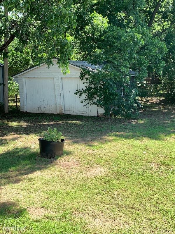 Building Photo - 3 br, 1 bath House - 1423 S Lewis St