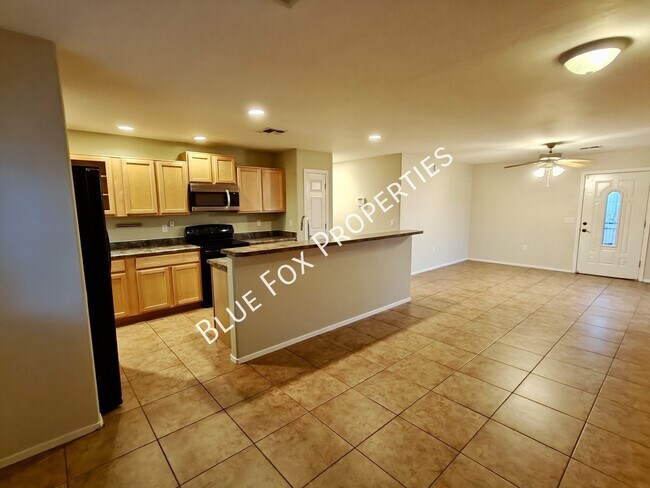 Foto del edificio - 237 E Waverly St