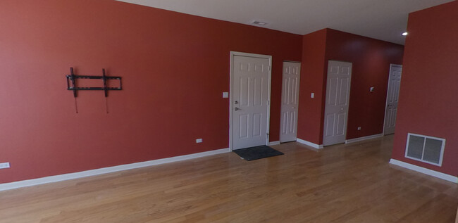 Living Room - 1422 S Halsted St