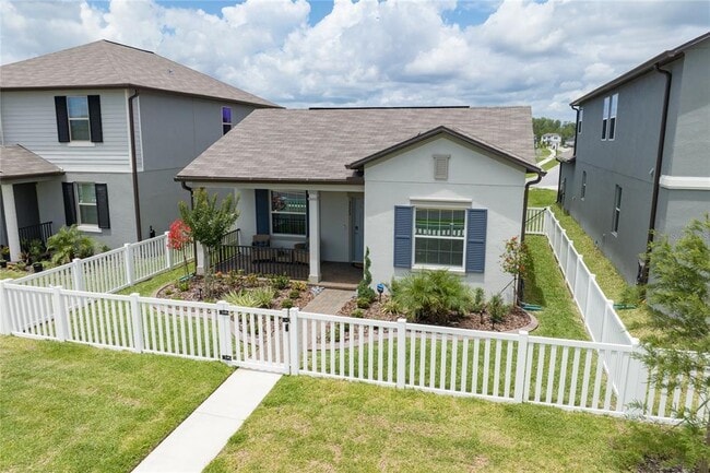 Building Photo - 9727 Flourish Dr.