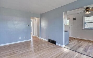 Building Photo - 7233 W Lakefield Dr