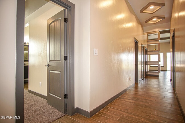 Building Photo - 12337 Desert Palms Ave
