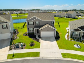 Building Photo - 1715 Perthshire Lp