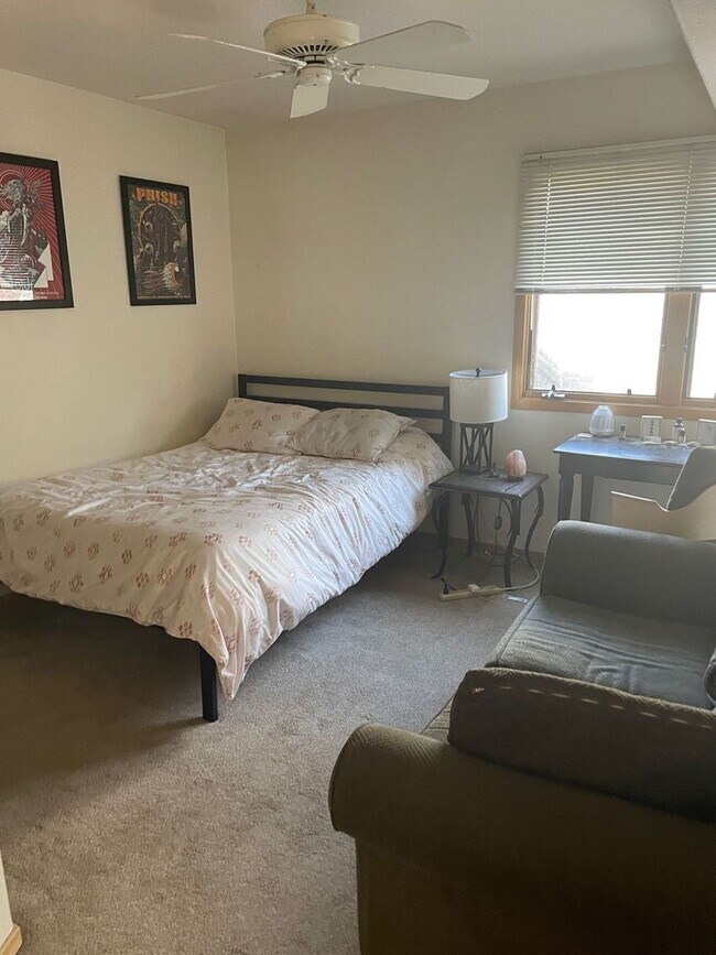 Foto del edificio - Spacious 4b/3ba House in North Boulder! Av...