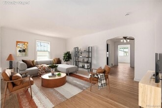 Building Photo - 1409 S Clermont St