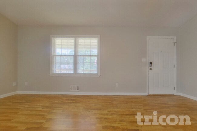 Foto del edificio - 237 Sweetwater Pkwy
