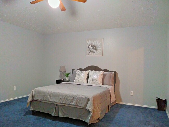 Master Bedroom/Bedroom 4 - 7606 Chasecreek Dr