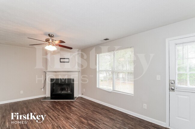 Building Photo - 5629 Norman Dr