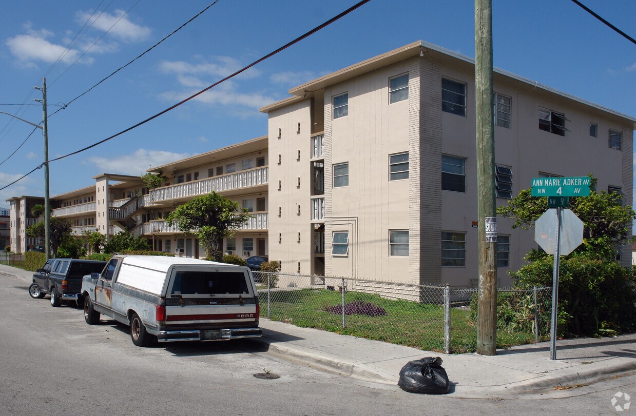Foto del edificio - Cairns Apartments