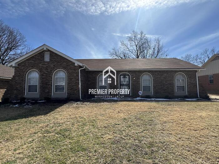 Foto principal - 5309 Scrivener Dr