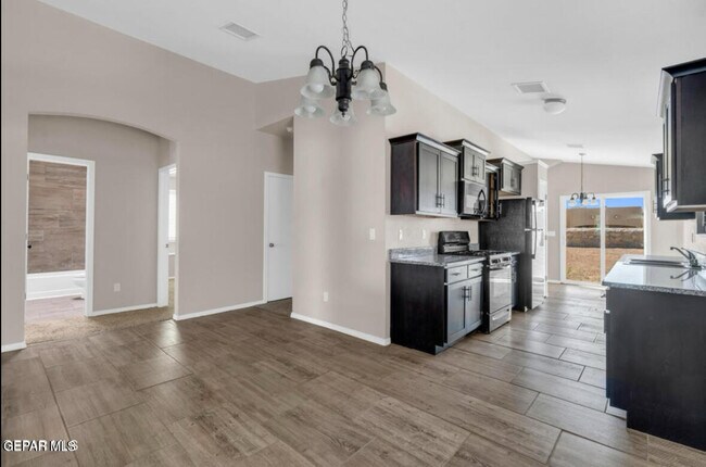 Foto del edificio - 11041 Gem Valley Rd