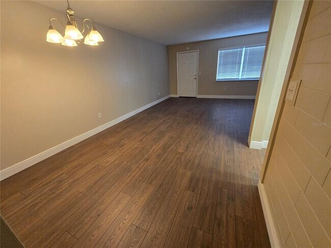 Foto del edificio - 1320 Moreland Dr