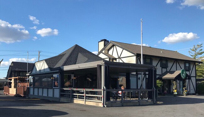 Restaurant/Coffee shop - 433 Broadway