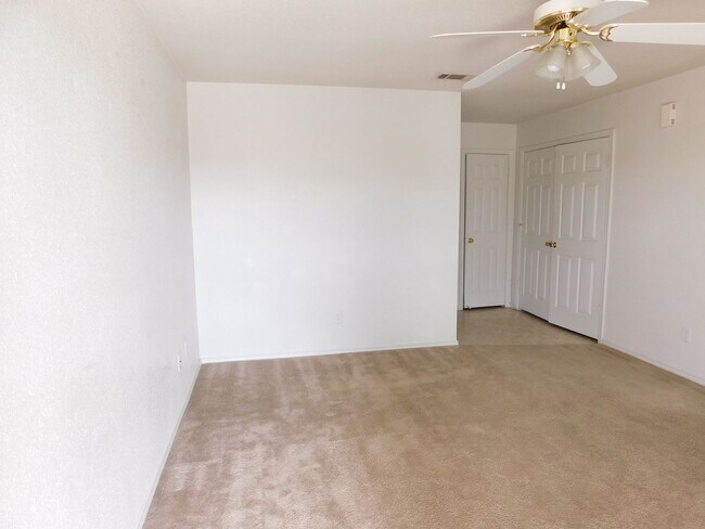 Foto del edificio - 1509 Dugger Cir