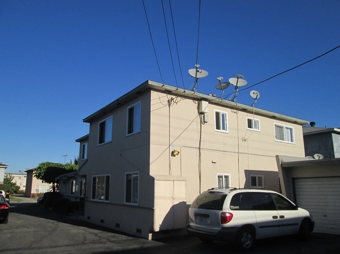 Building Photo - 10030 Wiley Burke Ave
