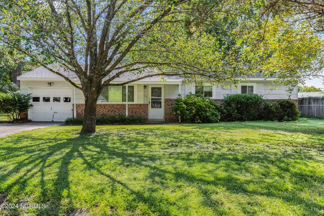 Building Photo - 102 Ivey Ct
