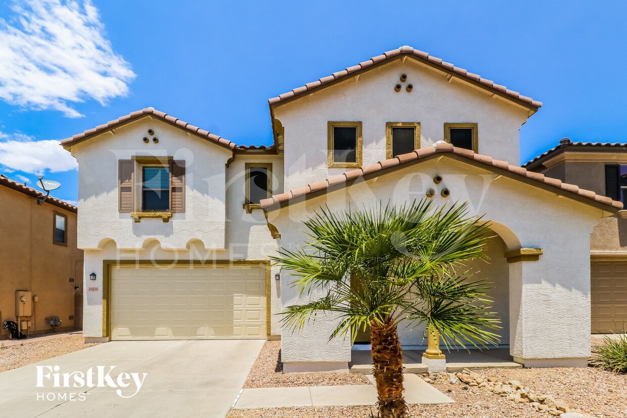 Primary Photo - 10946 W College Dr