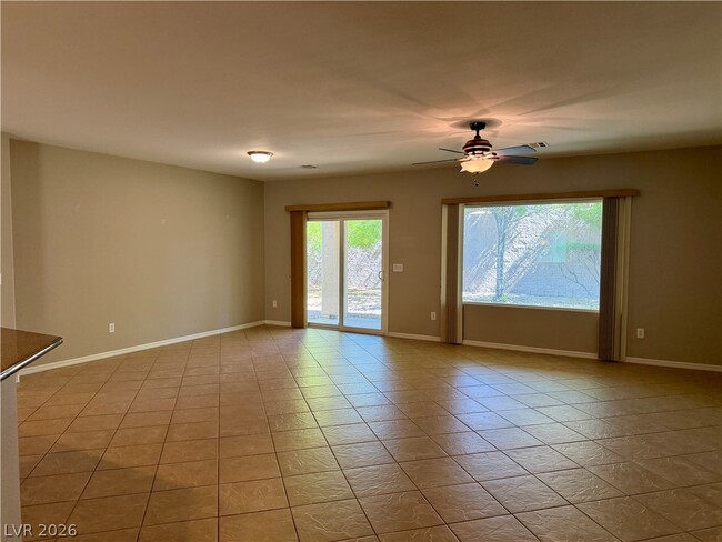 Building Photo - 2168 Sawtooth Mountain Dr