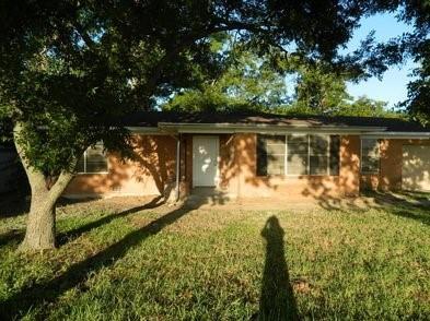 Primary Photo - 830 N Harbin Dr