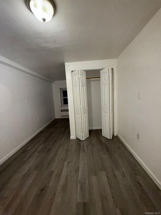 Foto del edificio - 1112 E 81st St