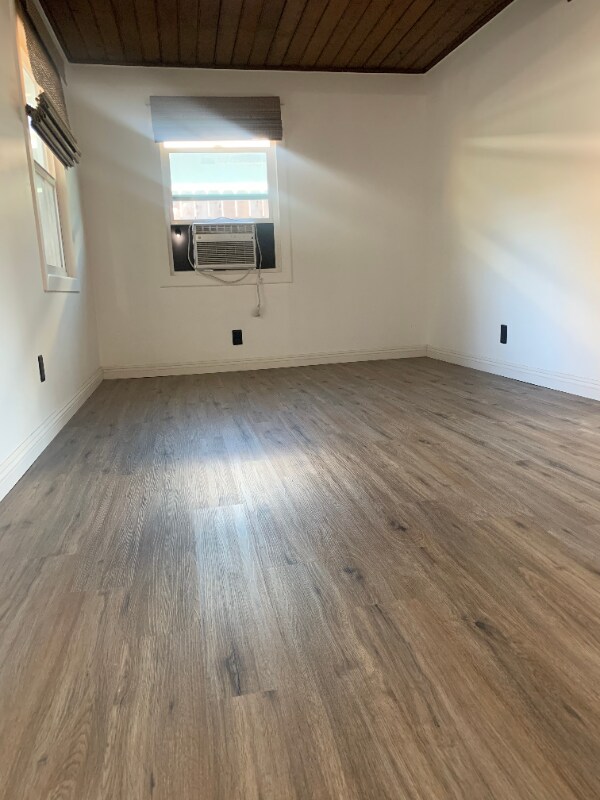 Building Photo - 5902 N Orangecrest Ave