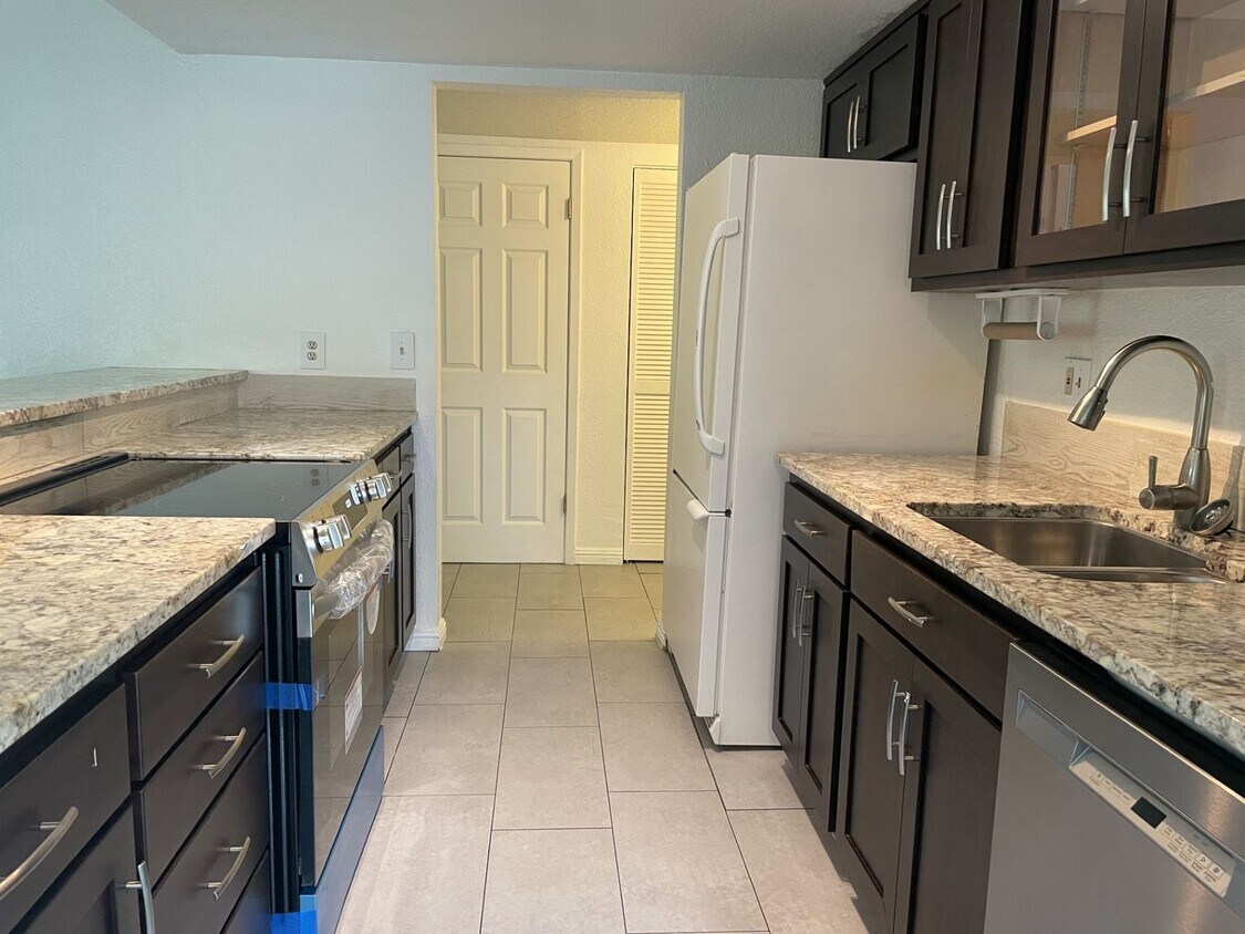 Foto principal - 2 Bedroom View Condo of Truckee River!