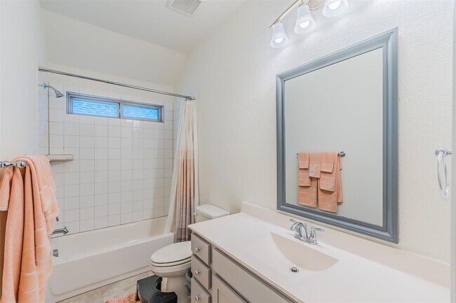 Foto del edificio - 7025 Trailhead St