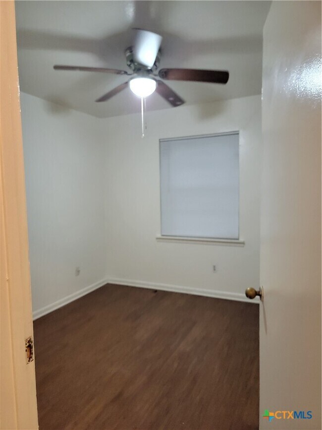 Foto del edificio - 604 S 11th St