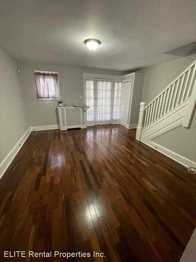 Building Photo - 3 br, 1.5 bath House - 223 Roberta Avenue