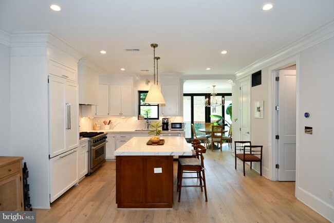 Building Photo - 3705 35th St NW