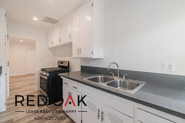 Foto del edificio - 1627 Normandie Ave