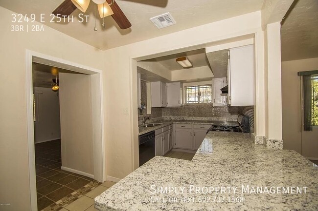 Foto del edificio - Great 3 bed 2 bath near UofA/ downtown Tuc...