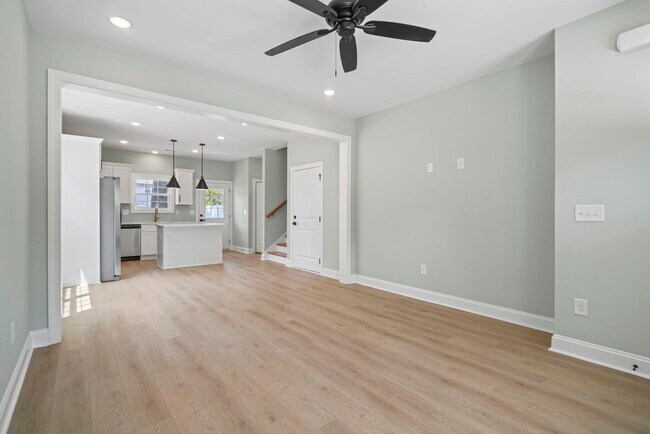 Foto del edificio - 6703 Bryant St