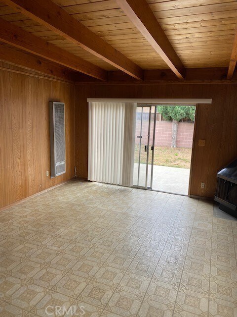 Foto del edificio - 4812 Merrill St
