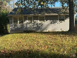 Building Photo - 10634 Dunkeld Cir