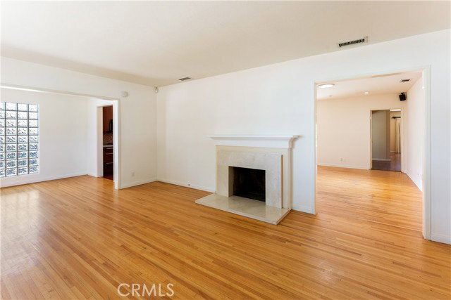 Foto del edificio - 4722 Ventura Canyon Ave