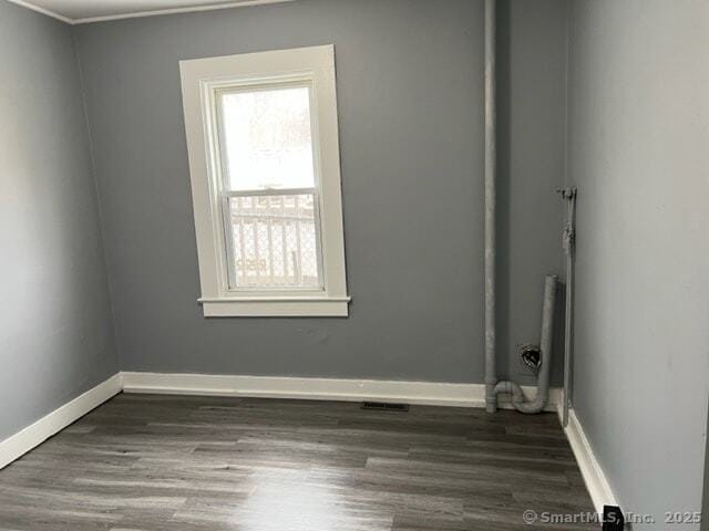 Building Photo - 103 Elm St