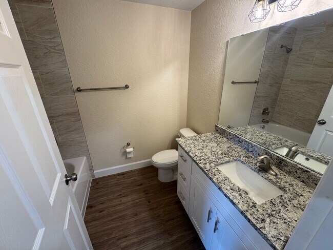 Foto del edificio - Brand New Duplexx Home for Rent