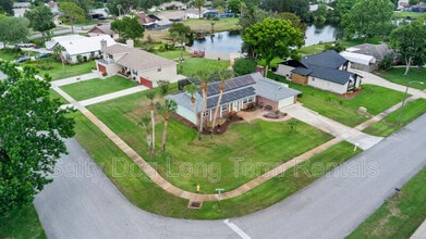 Building Photo - 800 Black Duck Dr