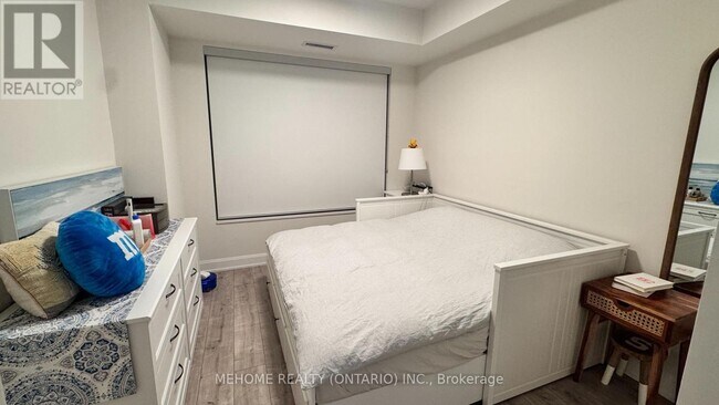 Photo du bâtiment - 18 Water Walk Dr